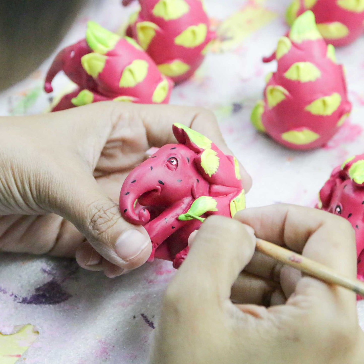 ARTE DECORATION ELEPHANT PARADE DRAGON FRUIT