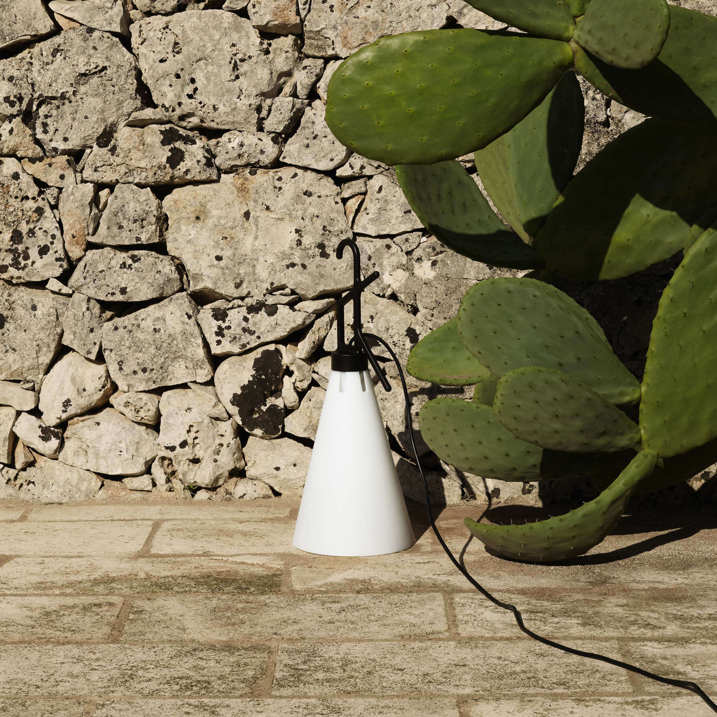 FLOS MAYDAY OUTDOOR