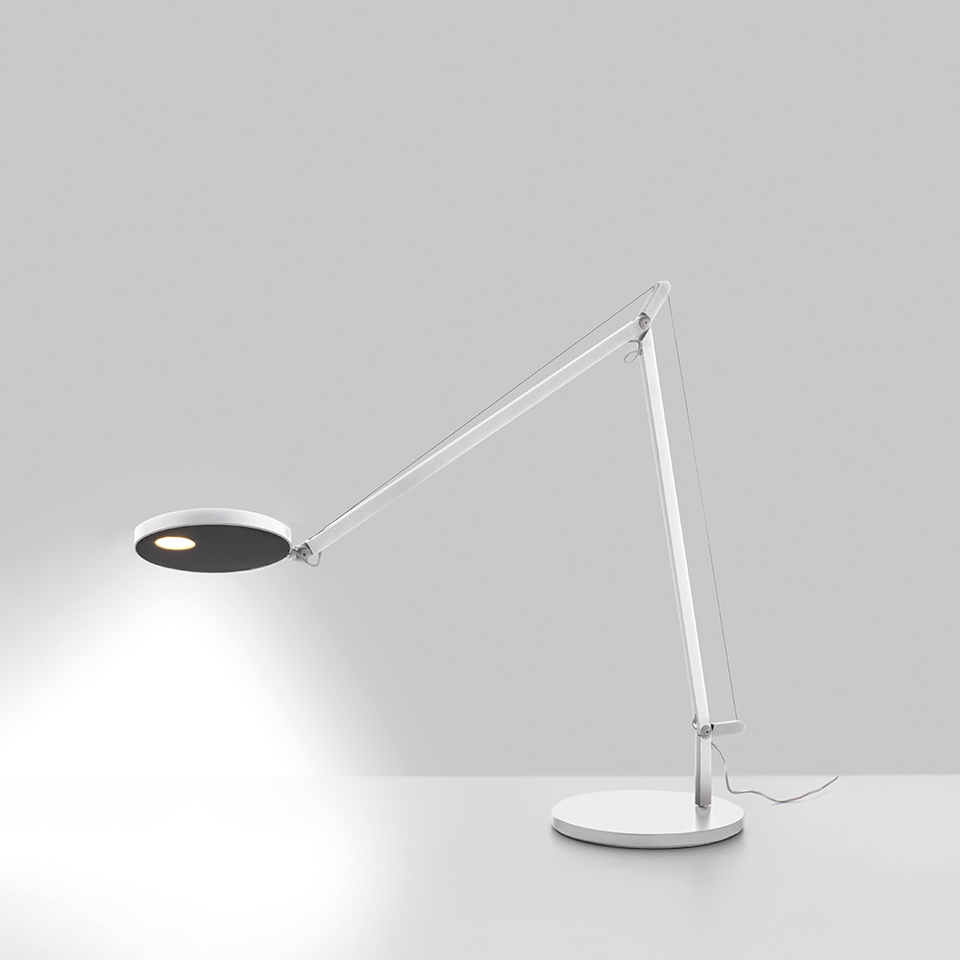 ARTEMIDE DEMETRA TAVOLO