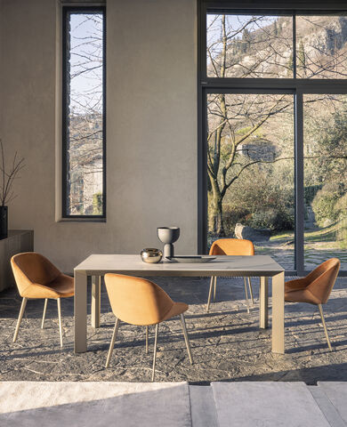 RIFLESSI TAVOLO MANHATTAN 140X140/200 IN STOCK