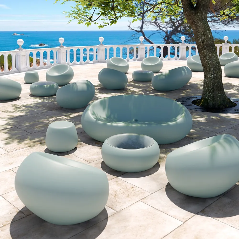 PLUST BOOM LOW STOOL