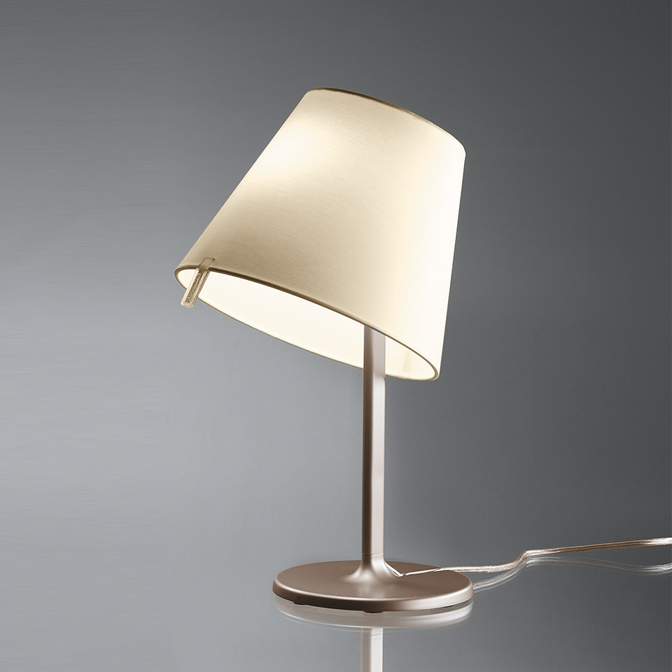 ARTEMIDE MELAMPO TABLE