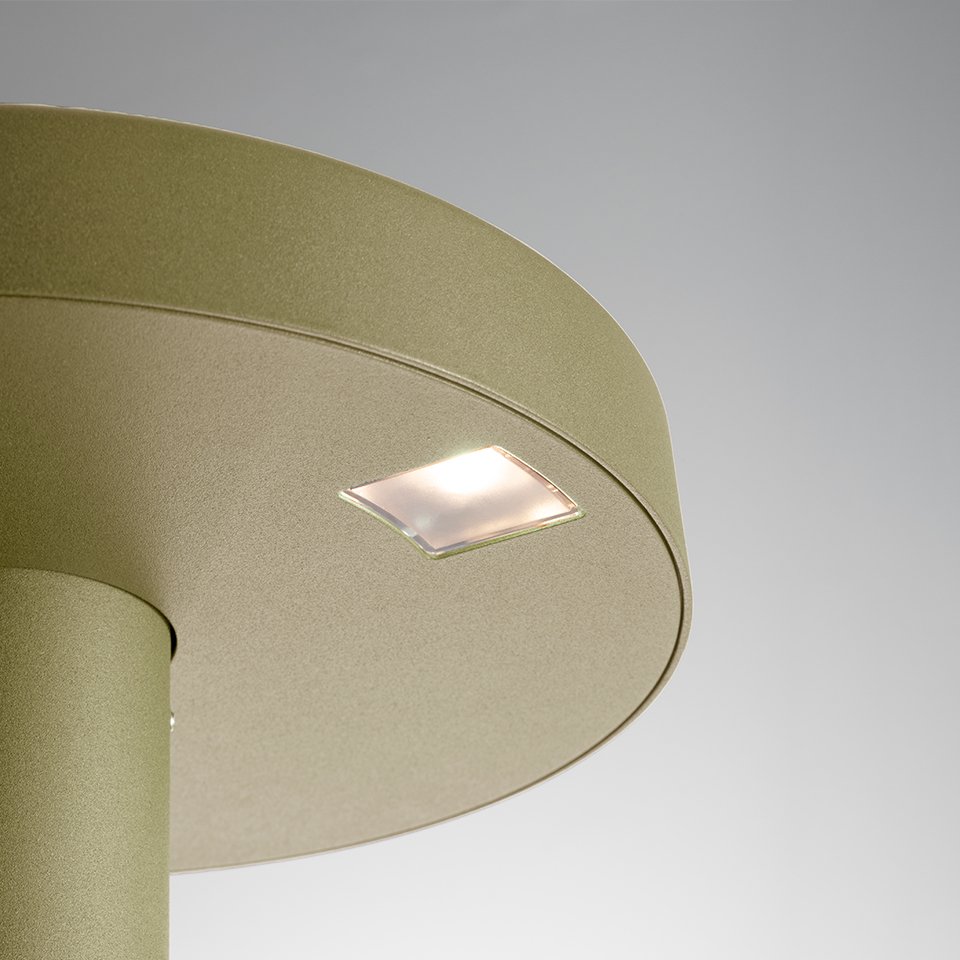 ARTEMIDE NEEDO