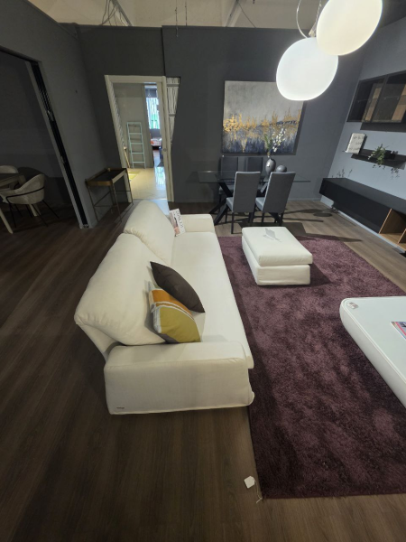 DIVANO CON POUF OCCASIONE