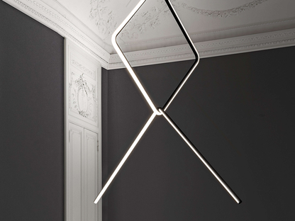 FLOS ARRANGEMENTS BROKEN LINE