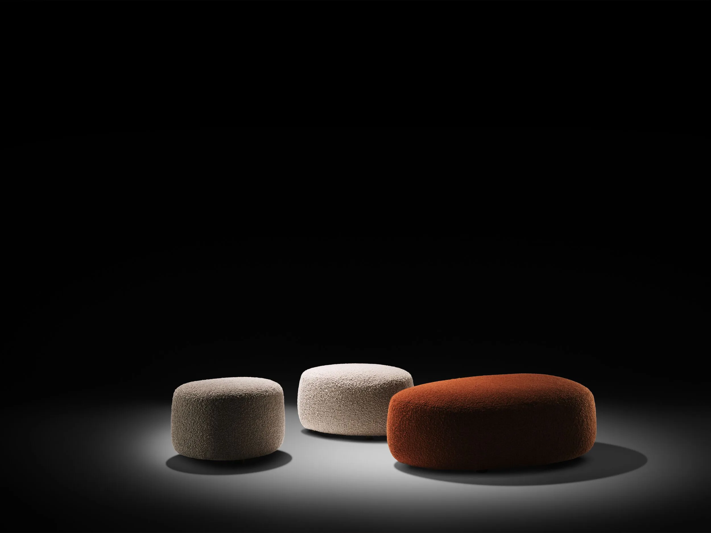 TWILS KAMARI POUF 82X130 CT.D. COL.10 IN STOCK