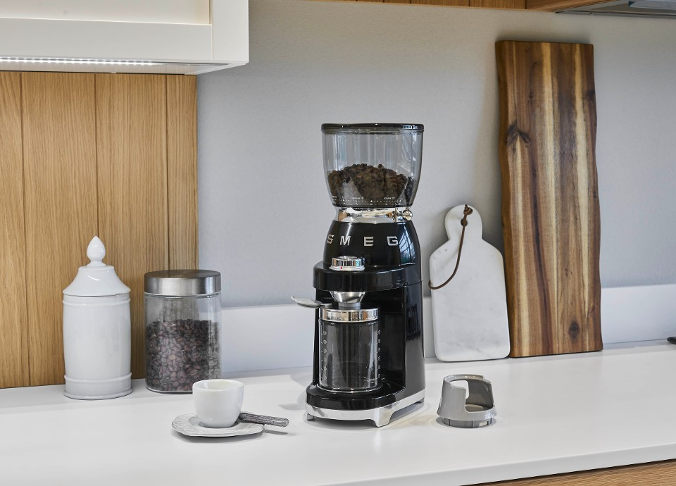 SMEG MACINACAFFÈ